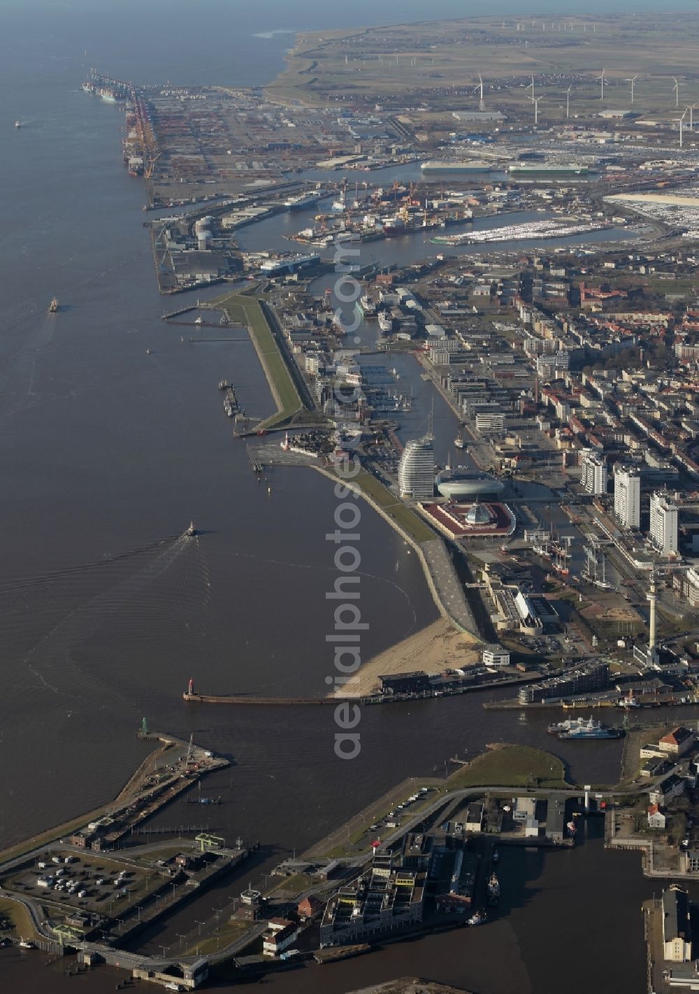 Aerial photograph Bremerhaven - Riparian areas along the river mouth der Geeste to Weser in Bremerhaven in the state Bremen