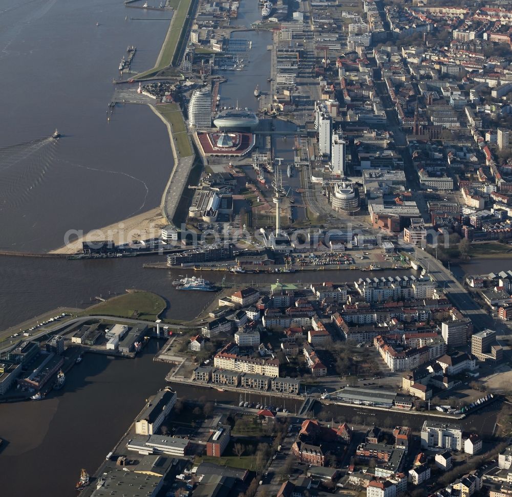 Aerial image Bremerhaven - Riparian areas along the river mouth der Geeste to Weser in Bremerhaven in the state Bremen