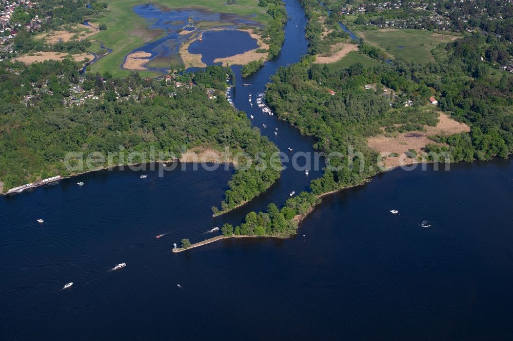 Brandenburg an der Havel from above - Riparian areas along the river mouth Havel in the district Neuendorf in Brandenburg an der Havel in the state Brandenburg, Germany