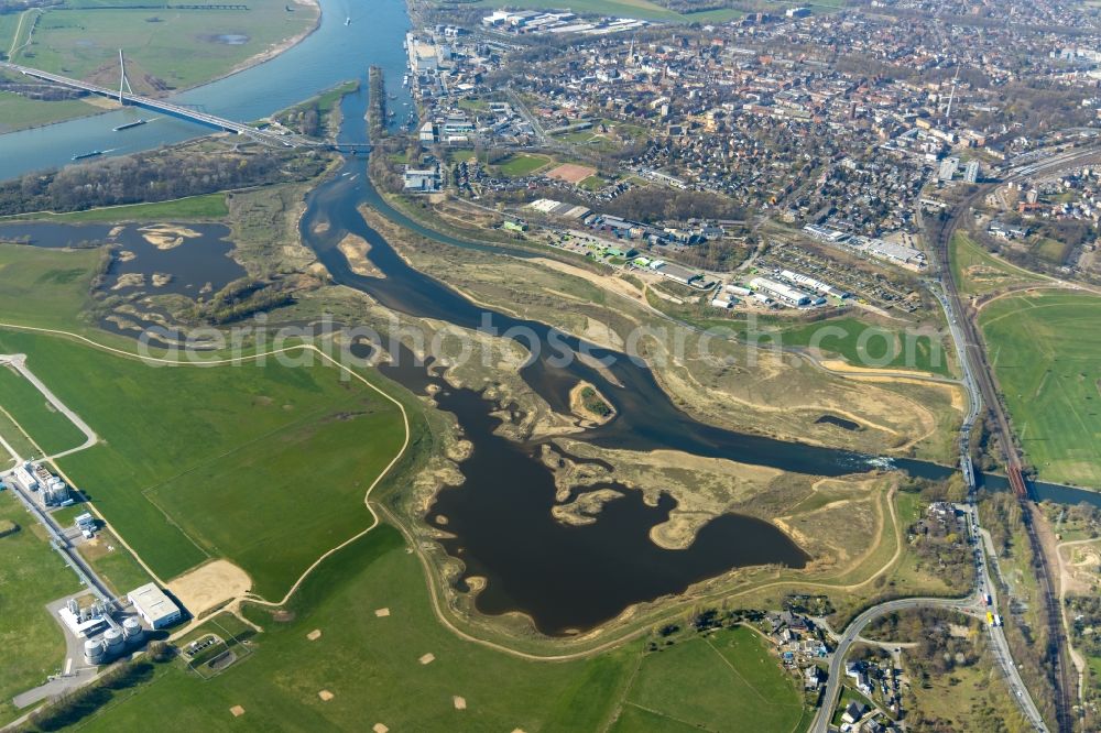 Aerial image Wesel - Riparian areas along the river mouth of Lippe in Wesel in the state North Rhine-Westphalia, Germany