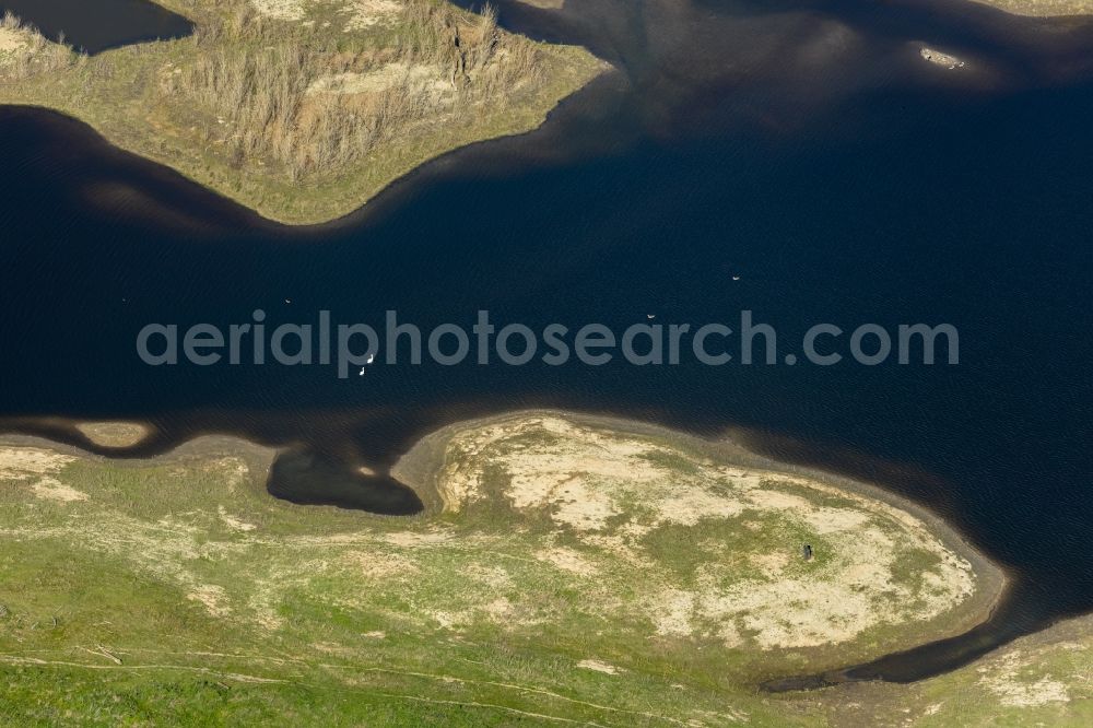 Aerial photograph Wesel - Riparian areas along the river mouth of Lippe in Wesel in the state North Rhine-Westphalia, Germany