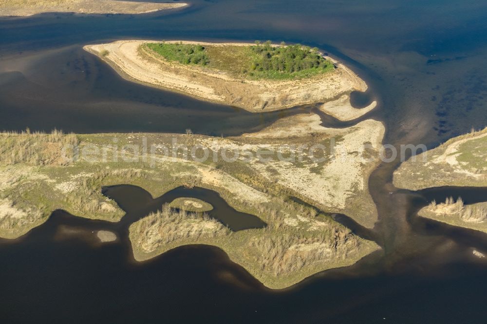 Wesel from above - Riparian areas along the river mouth of Lippe in Wesel in the state North Rhine-Westphalia, Germany