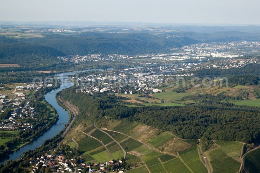 Aerial photograph Konz - Riparian areas along the river mouth of the river Saar into the river Mosel in the district Koenen in Konz in the state Rhineland-Palatinate, Germany