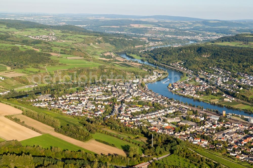 Wasserbillig from above - Riparian areas along the river mouth of Sauer in die Mosel in Wasserbillig in Grevenmacher, Luxembourg