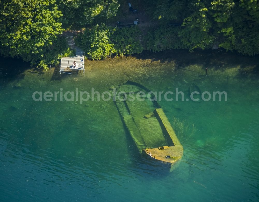 Köln from above - Shore areas of the lake with ship wreck Escher a sunken barge in Cologne in North Rhine-Westphalia