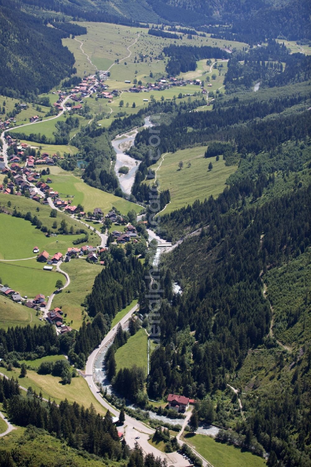 Aerial photograph Bad Hindelang - Riparian areas along the river Ostrach in the valley in Bad Hindelang in Bavaria