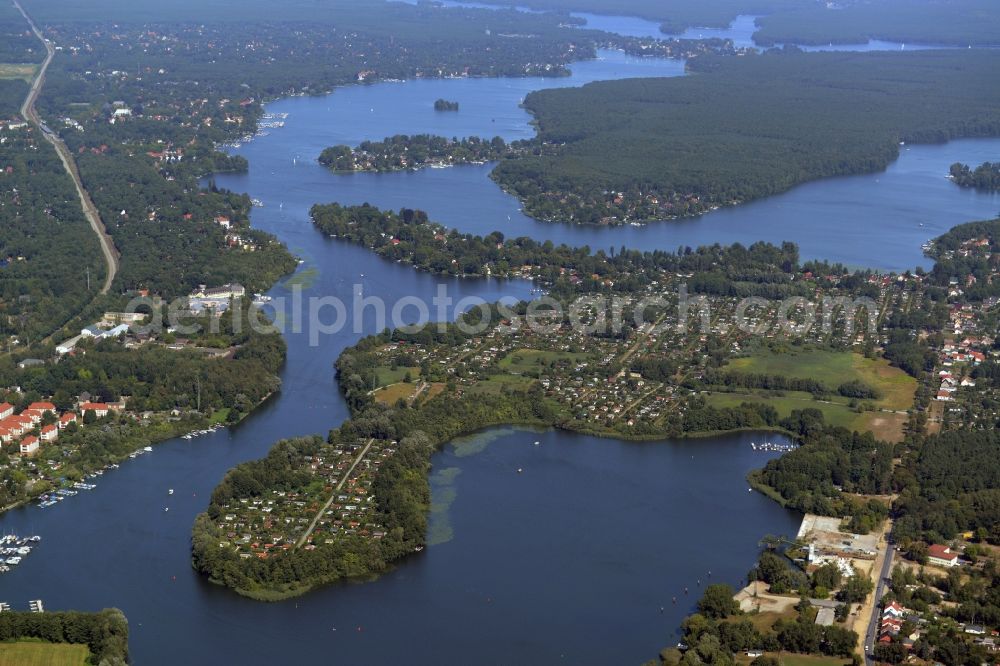 Niederlehme from above - Riparian zones on the course of the river Dahme in Niederlehme in the state Brandenburg