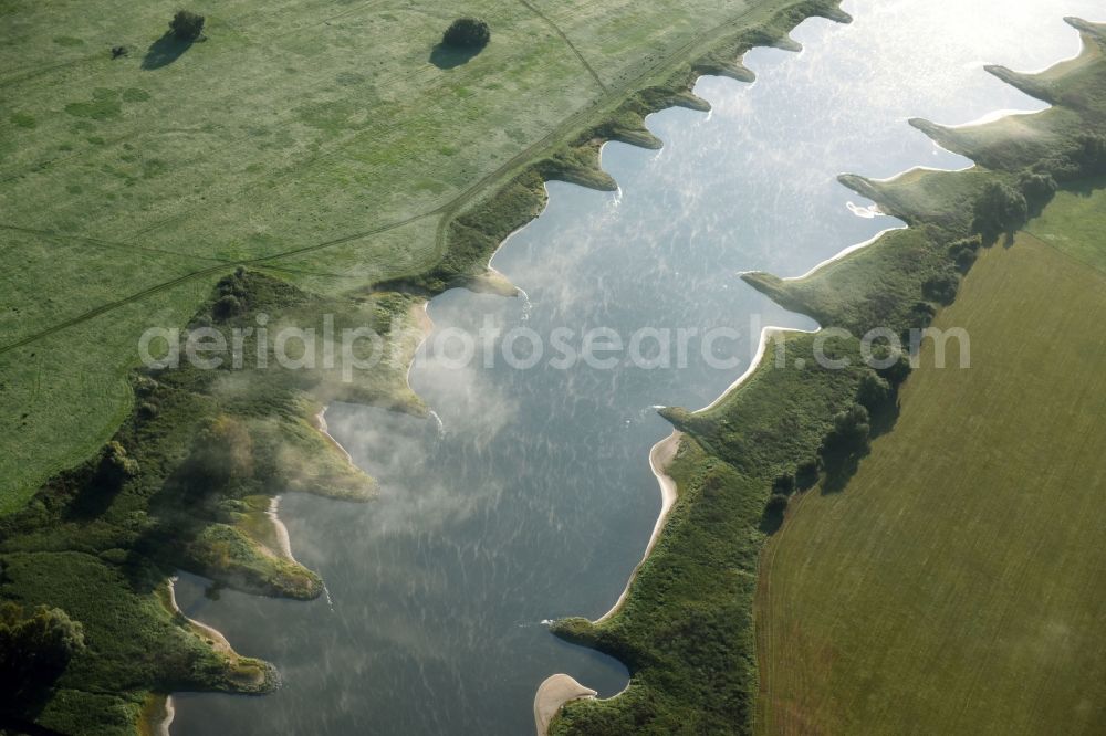 Aerial image Iserbegka - Riparian zones on the course of the river of Elbe in Iserbegka in the state Saxony-Anhalt, Germany