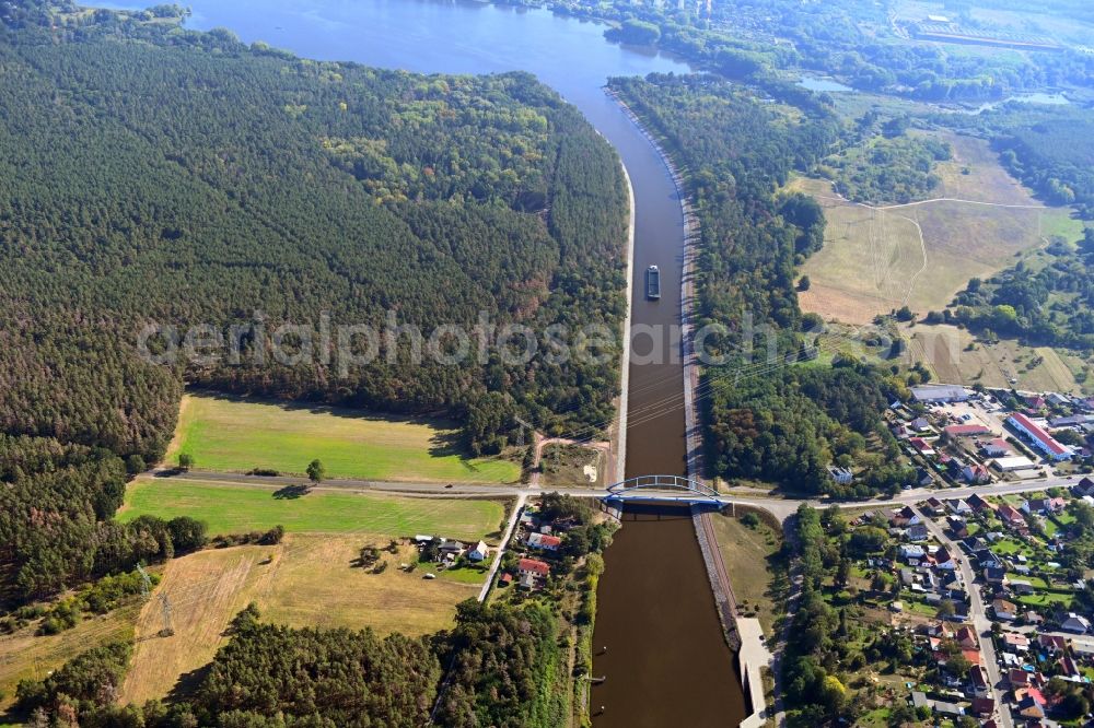 Wusterwitz from the bird's eye view: Riparian zones on the course of the river of Elbe-Havel-Kanal in Wusterwitz in the state Brandenburg, Germany