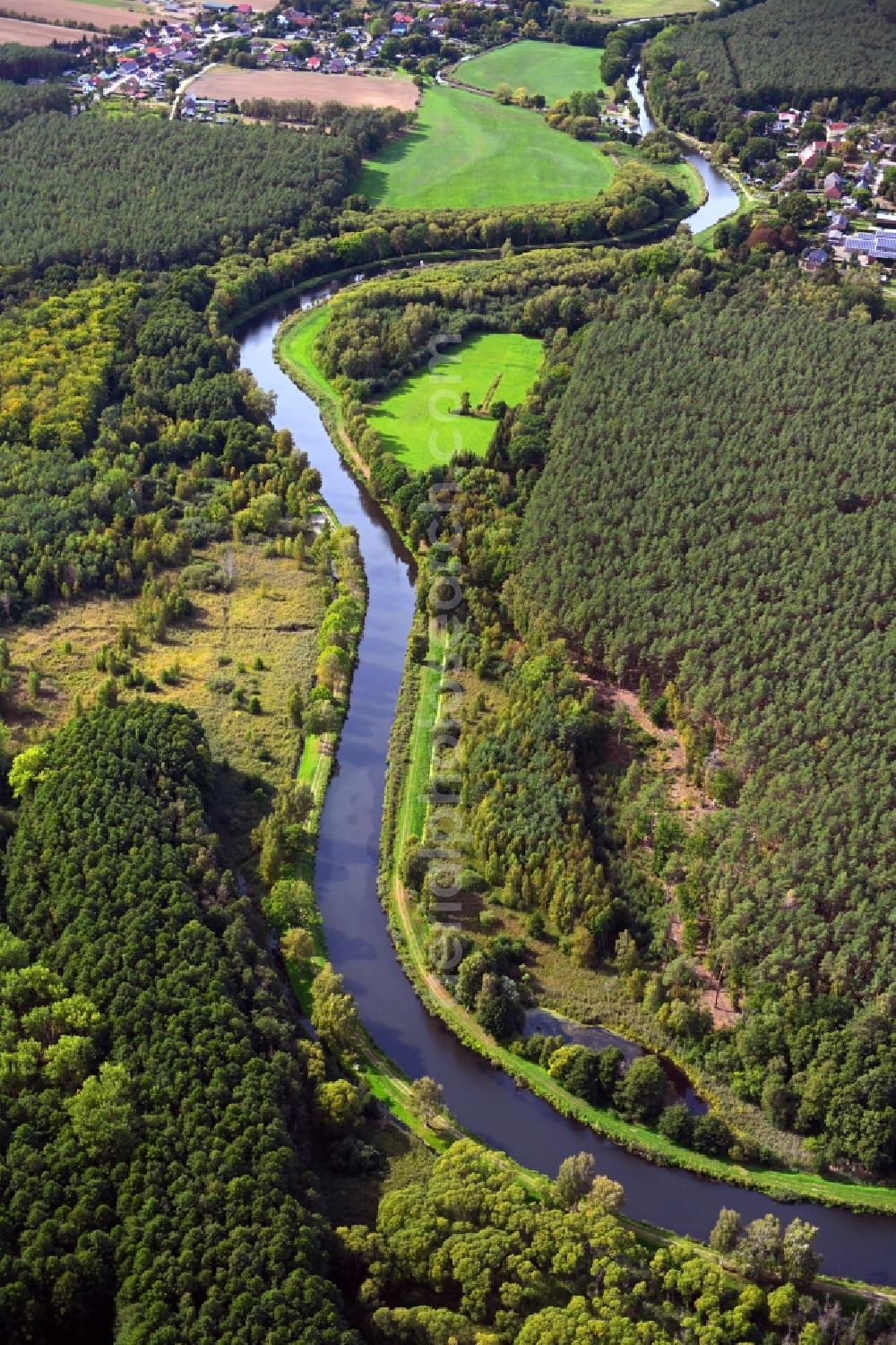 Aerial image Damm - Riparian zones on the course of the river of Elde in Damm in the state Mecklenburg - Western Pomerania, Germany