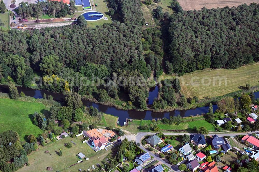 Aerial photograph Möderitz - Riparian zones on the course of the river of Elde in Moederitz in the state Mecklenburg - Western Pomerania, Germany