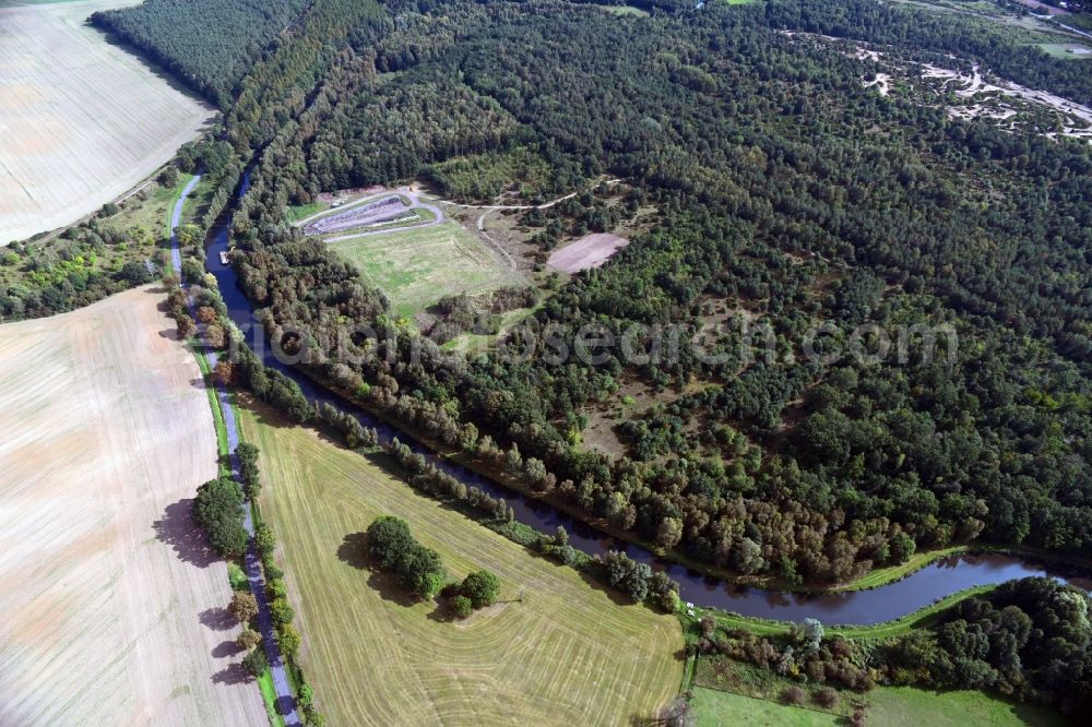 Möderitz from the bird's eye view: Riparian zones on the course of the river of Elde in Moederitz in the state Mecklenburg - Western Pomerania, Germany