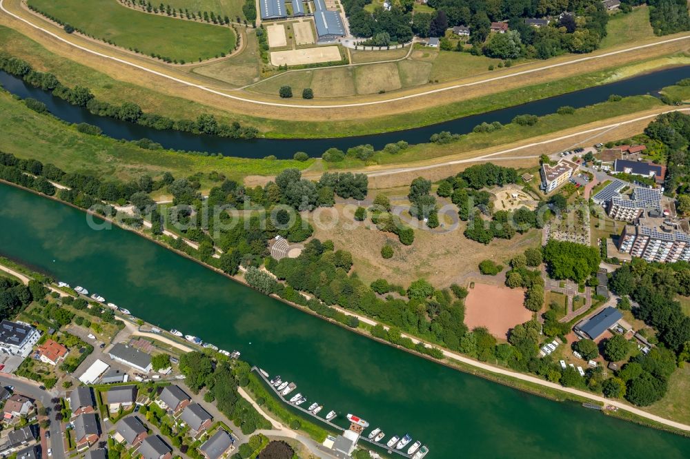 Aerial image Dorsten - Riparian zones on the course of the river of Lippe in Dorsten in the state North Rhine-Westphalia, Germany