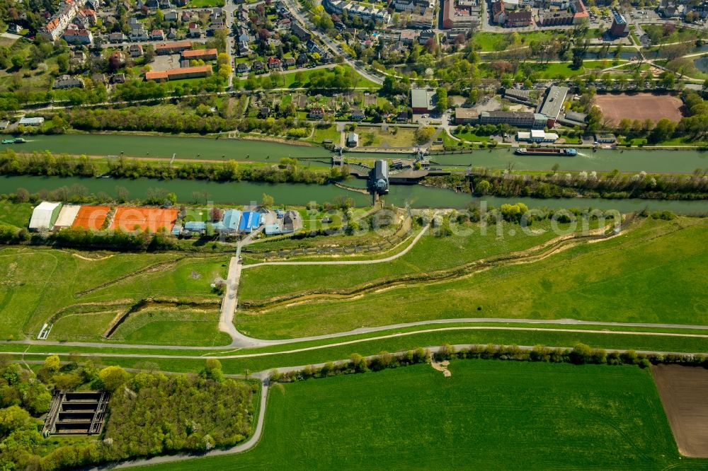 Aerial image Hamm - Riparian zones on the course of the river in Hamm in the state North Rhine-Westphalia