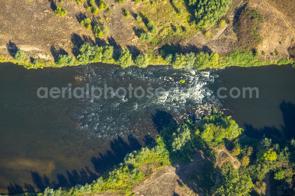 Wesel from the bird's eye view: Riparian zones on the course of the river Lippe with fish pass in Wesel in the state North Rhine-Westphalia