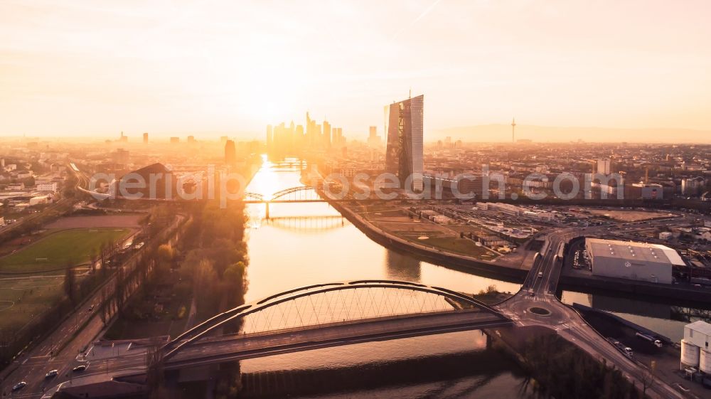 Frankfurt am Main from the bird's eye view: Sunrise Riparian zones on the course of the river of the Main river in the district Ostend in Frankfurt in the state Hesse, Germany