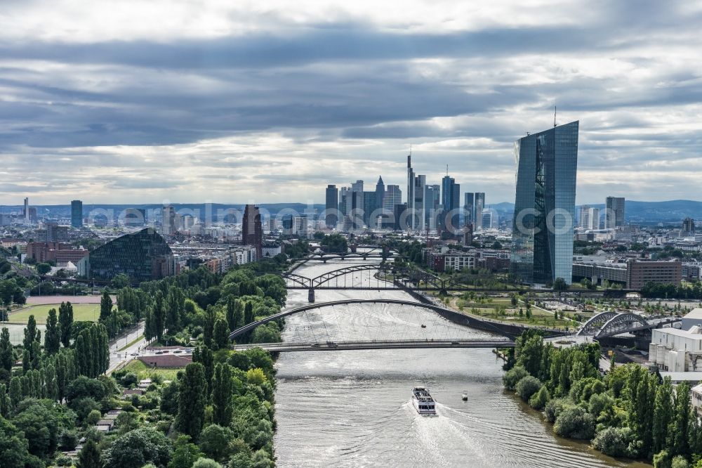 Frankfurt am Main from above - Riparian zones on the course of the river of Main destrict Ostend in Frankfurt in the state Hesse