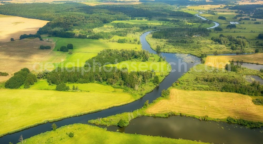 Schönfeld from above - Riparian zones on the course of the river Peene in Schoenfeld in the state Mecklenburg - Western Pomerania