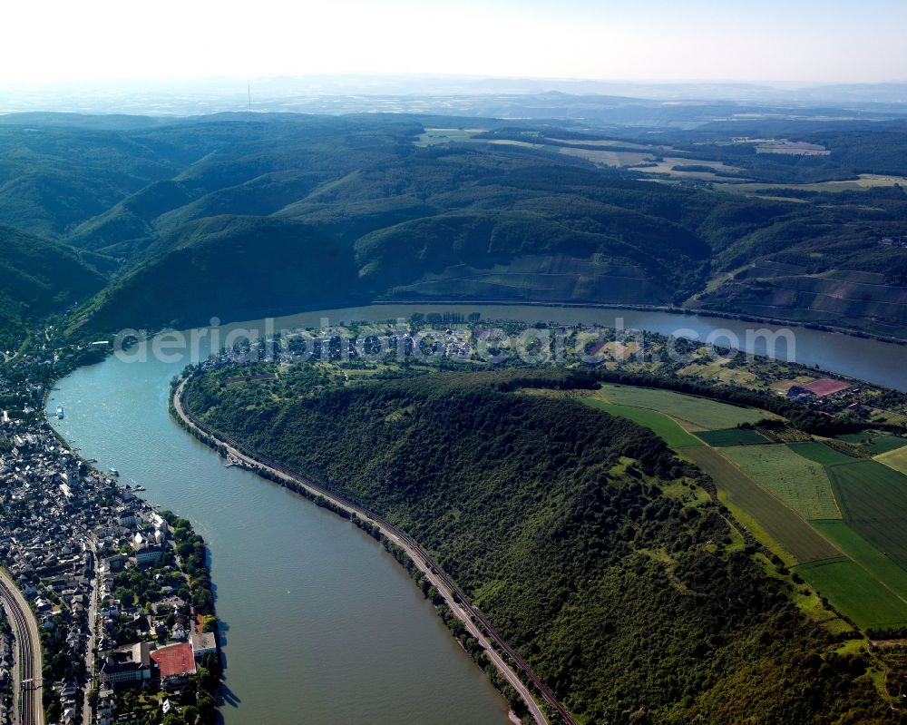 Aerial photograph Filsen - Riparian zones on the course of the river of the Rhine river in Filsen in the state Rhineland-Palatinate, Germany