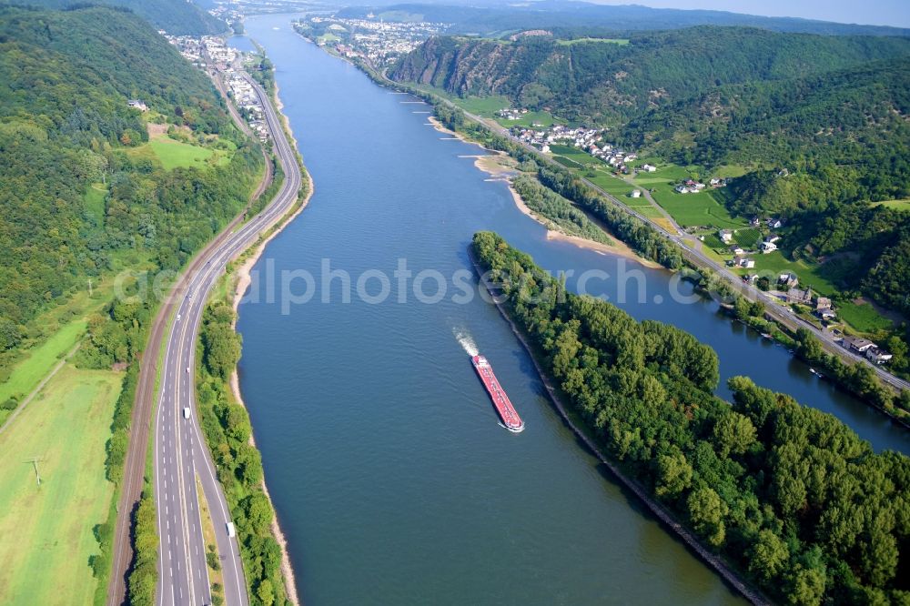 Oberhammerstein from above - Riparian zones on the course of the river of the Rhine river in Oberhammerstein in the state Rhineland-Palatinate, Germany