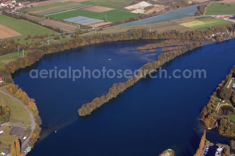 Aerial photograph Grenzach-Wyhlen - Riparian zones on the course of the river Rhine in the natural reserve area Altrhein in Grenzach-Wyhlen in the state Baden-Wuerttemberg, Germany