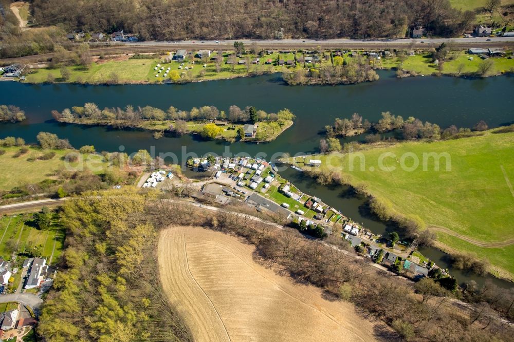 Witten from the bird's eye view: Riparian zones on the course of the river the Ruhr in the district Bommern in Witten in the state North Rhine-Westphalia