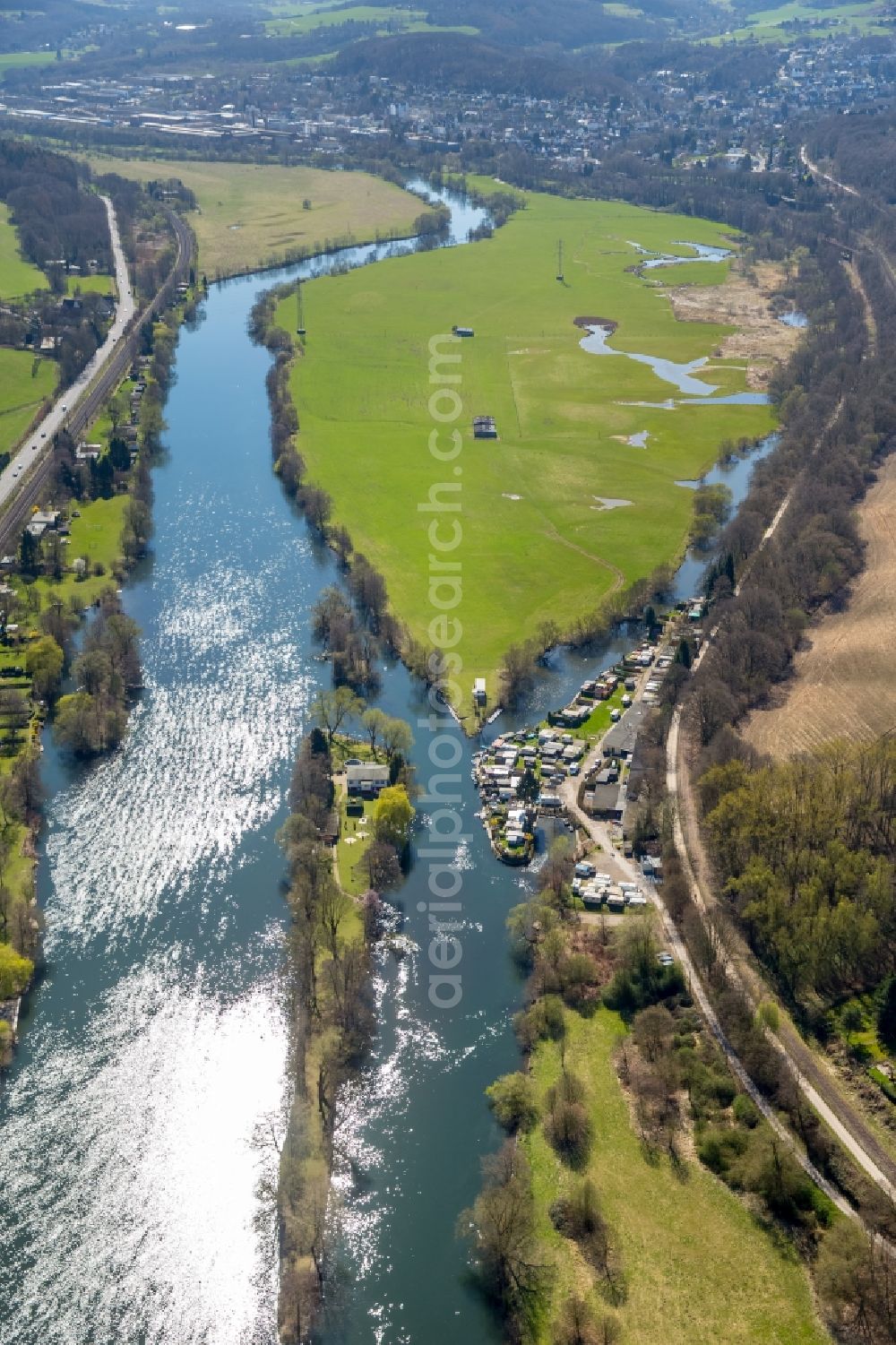 Aerial photograph Witten - Riparian zones on the course of the river the Ruhr in the district Bommern in Witten in the state North Rhine-Westphalia