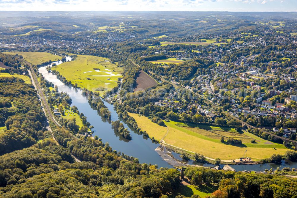 Witten from the bird's eye view: Riparian zones on the course of the river the Ruhr on street Wetterstrasse in the district Bommern in Witten at Ruhrgebiet in the state North Rhine-Westphalia, Germany