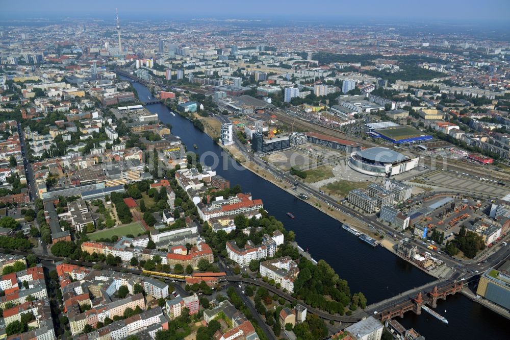 Berlin from above - Shore areas on the Spree flux flow between Oberbaumbruecke and the development area Mediaspree on the former east port in Friedrichshain in Berlin