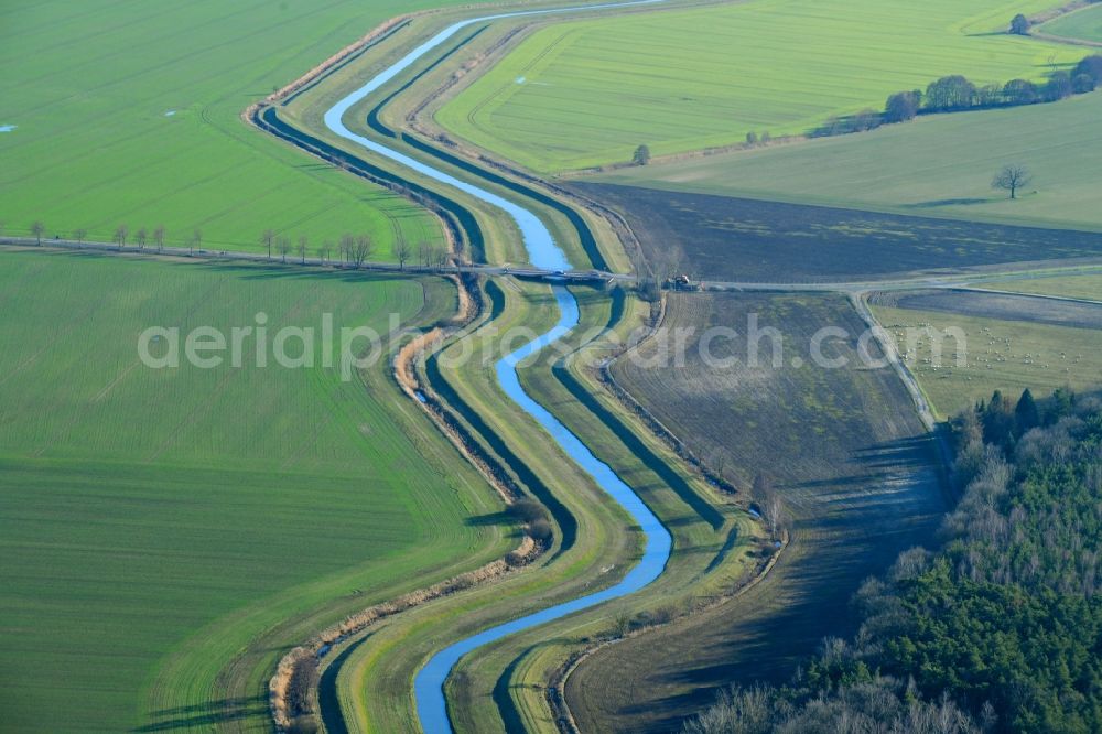 Aerial photograph Groß Neida - Riparian zones on the course of the river of Wudra in Gross Neida in the state Saxony, Germany