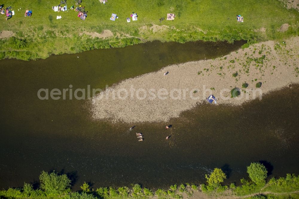 Aerial image Mülheim an der Ruhr - Shore areas of the river course der Ruhr in Muelheim an der Ruhr in the state North Rhine-Westphalia