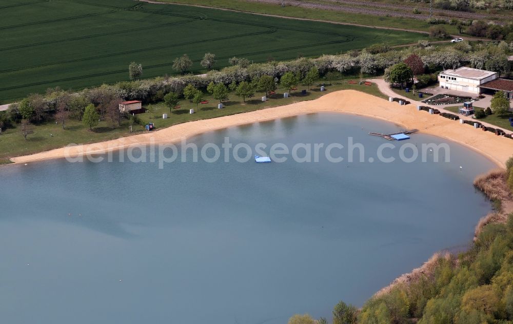 Erfurt from the bird's eye view: Beach areas on the Stotternheim on Stotternheimer See in the district Stotternheim in Erfurt in the state Thuringia, Germany