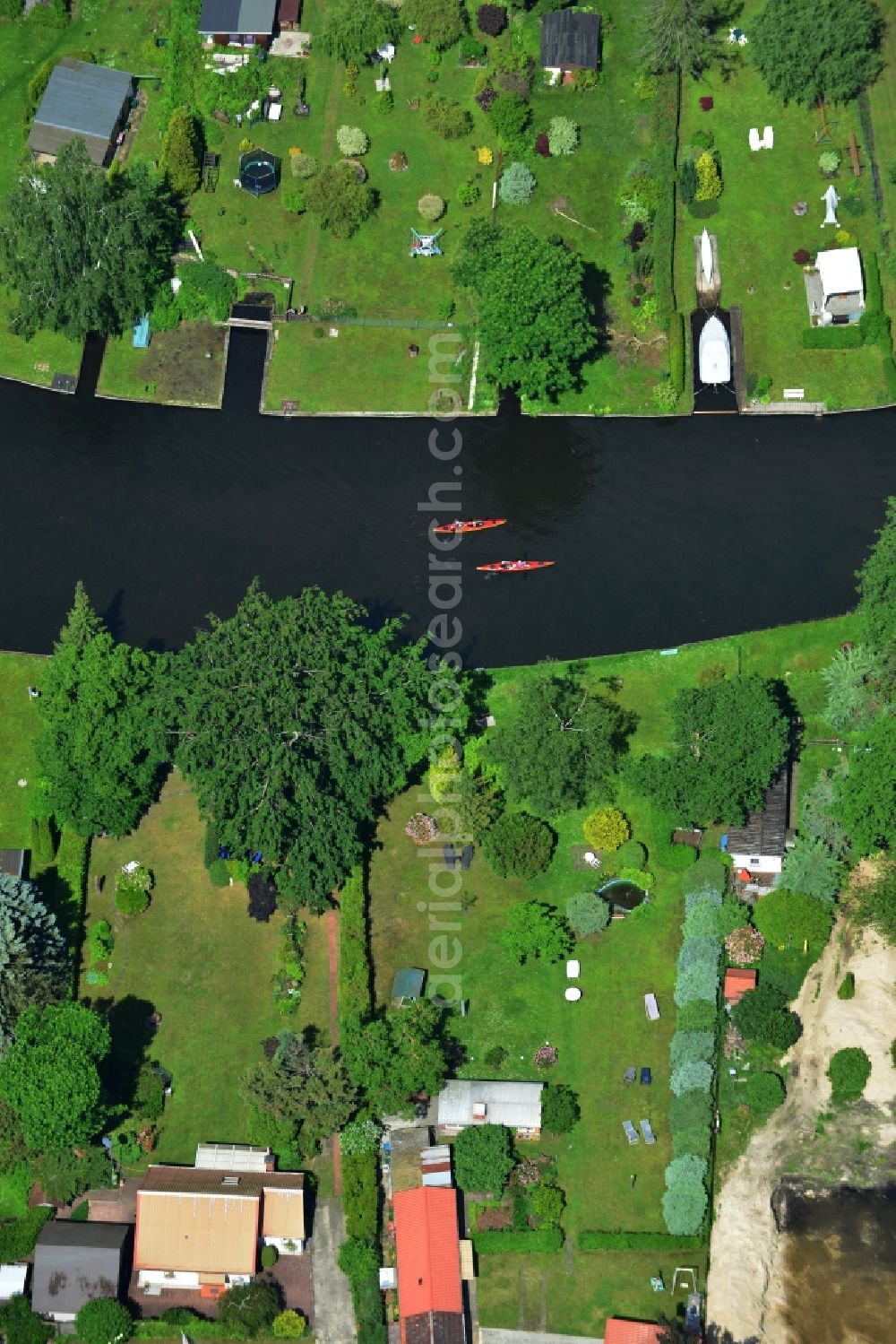 Fangschleuse from above - Shore areas of the garden plots along the course of the Loecknitz in Fangschleuse in Brandenburg