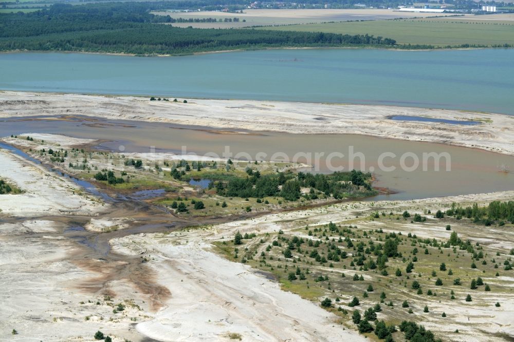 Aerial photograph Luckau - Shore areas of flooded former lignite opencast mine and renaturation lake Schlabendorfer See in Luckau in the state Brandenburg