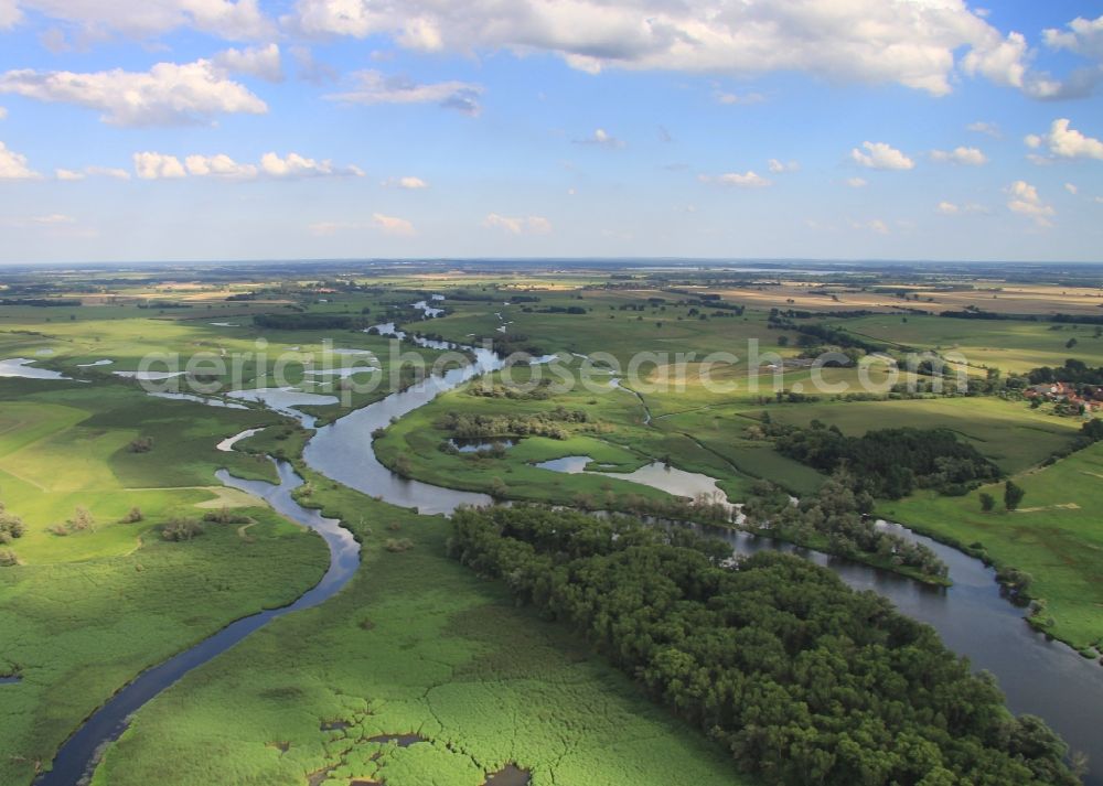 Aerial image Jederitz - Curved loop of the riparian zones on the course of the river Havel near Jederitz in the state Saxony-Anhalt