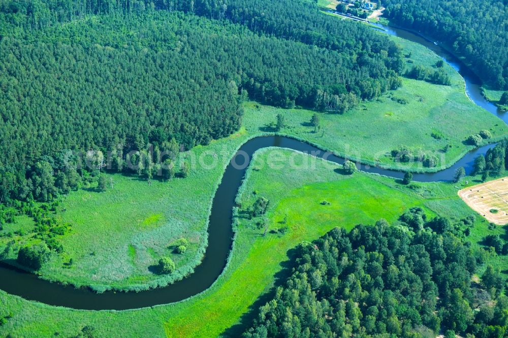 Aerial photograph Vogelsang - Curved loop of the riparian zones on the course of the river Havel- in Vogelsang in the state Brandenburg, Germany