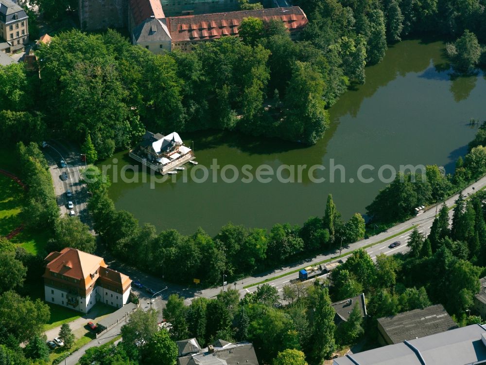 Freiberg from the bird's eye view: Shore area of a??a??the Kreuzteiche with Schwanenschloesschen in the district Altstadt in Freiberg in the state Saxony, Germany