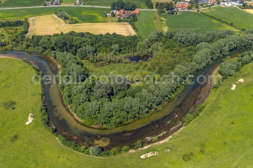 Benninghausen from above - Curved loop of the riparian zones on the course of the river of Lippe in Benninghausen in the state North Rhine-Westphalia, Germany