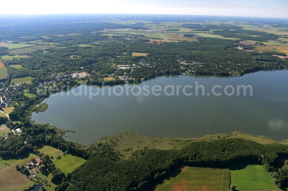 Aerial image Klausdorf - Riparian areas on the lake area of the Mellensee in Klausdorf in the state Brandenburg