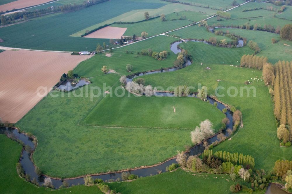 Aerial image Chigny - Curved loop of the riparian zones on the course of the river Oise in Chigny in Hauts-de-France, France