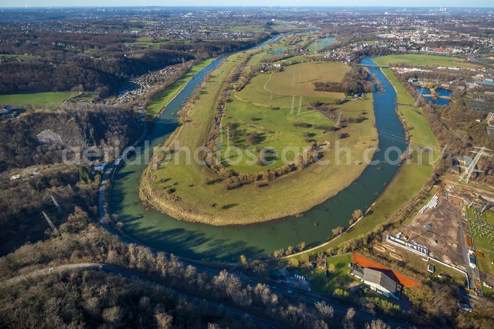 Hattingen from above - Curved loop of the riparian zones on the course of the river Ruhr - in Hattingen at Ruhrgebiet in the state North Rhine-Westphalia, Germany