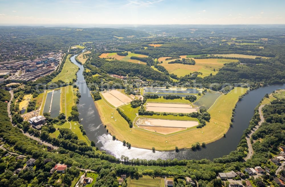 Aerial photograph Witten - Curved loop of the riparian zones on the course of the river Ruhr in the district Heven in Witten in the state North Rhine-Westphalia, Germany