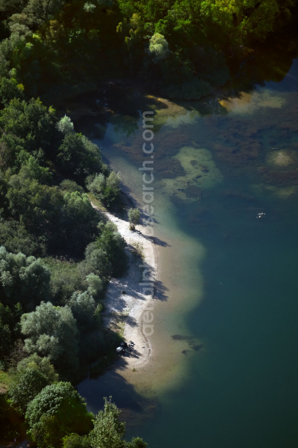 Aerial photograph Braunschweig - Sandy beach areas on the Bienroder See in Brunswick in the state Lower Saxony, Germany