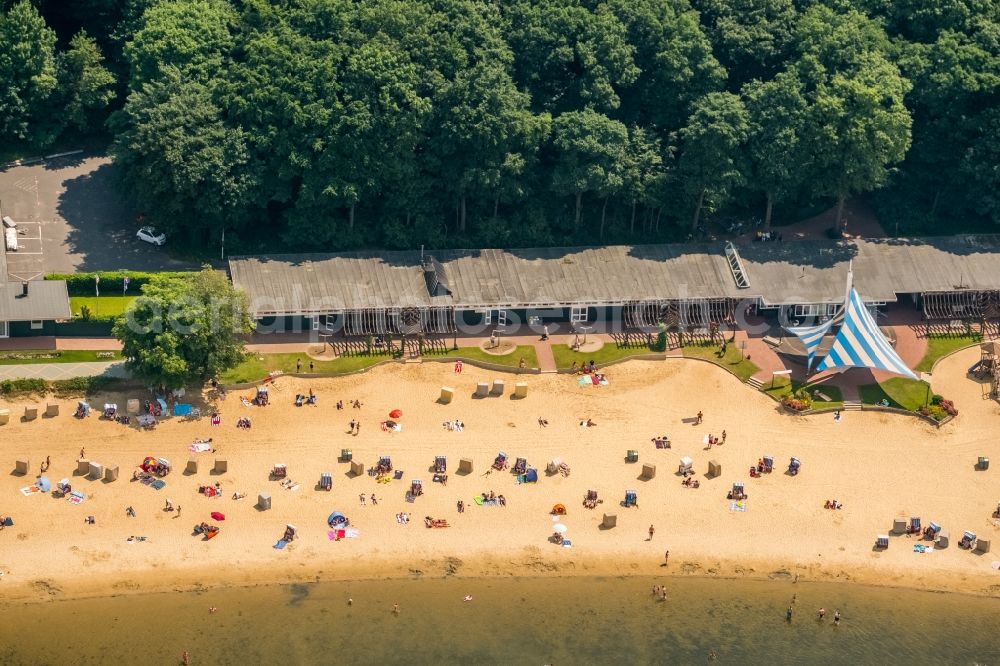 Aerial photograph Haltern am See - Sandy beach areas on the Halterner Seeterrassen on Hullerner Strasse in Haltern am See in the state North Rhine-Westphalia, Germany