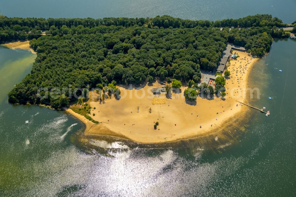 Haltern am See from above - Sandy beach areas on the Seebad Haltern on Hullerner Strasse in Haltern am See in the state North Rhine-Westphalia, Germany