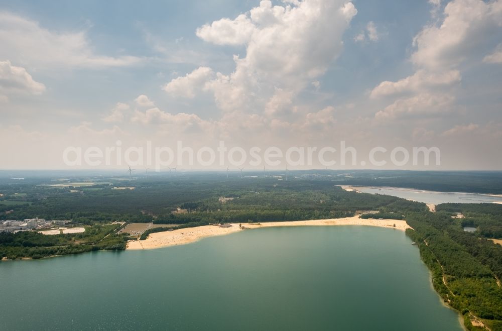 Aerial photograph Haltern am See - Sandy beach areas on the Silbersee in the district Sythen in Haltern am See in the state North Rhine-Westphalia, Germany