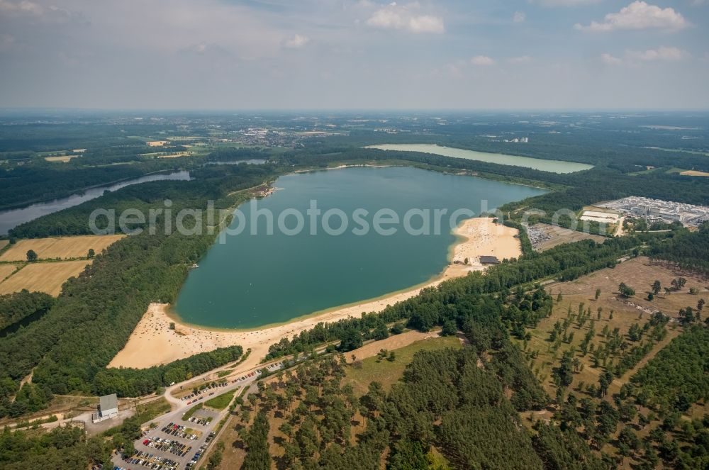 Aerial image Haltern am See - Sandy beach areas on the Silbersee in the district Sythen in Haltern am See in the state North Rhine-Westphalia, Germany