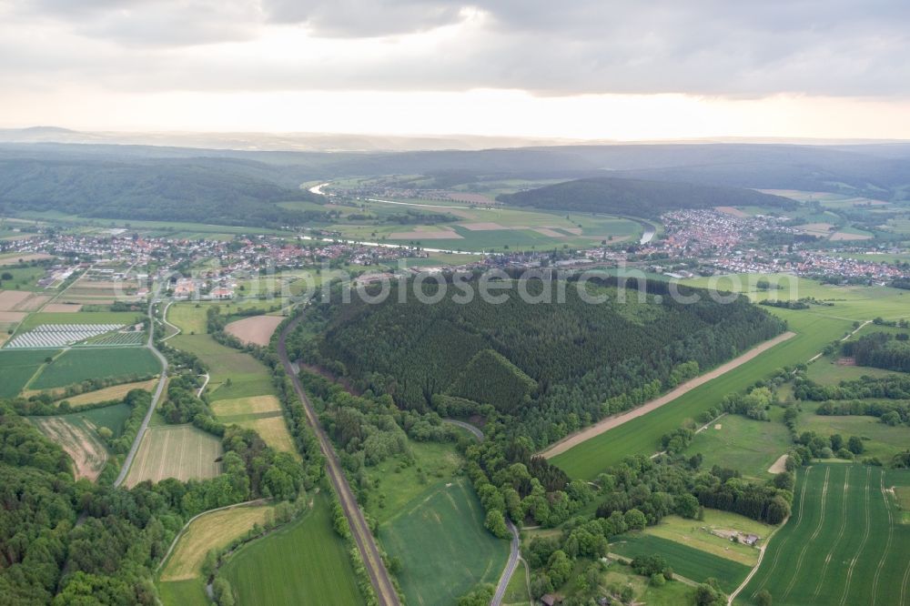 Aerial image Bodenfelde - Curved loop of the riparian zones on the course of the river of Schwuelme in Bodenfelde in the state Lower Saxony, Germany