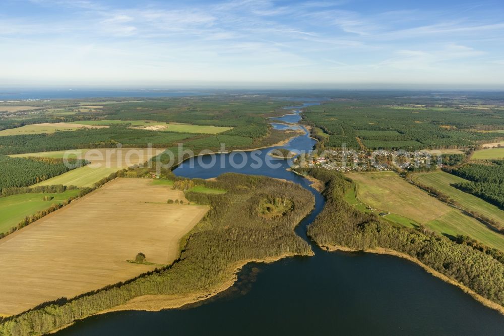 Aerial photograph Güstrow - Shore areas of the lake district Güstrow in Mecklenburg - Western Pomerania