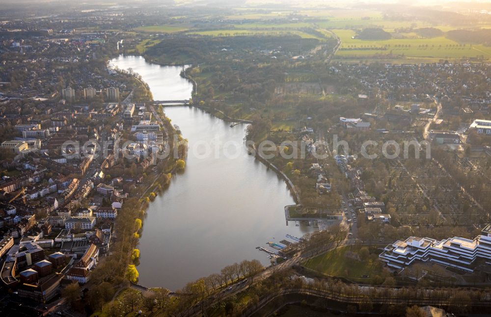 Aerial image Münster - Riparian areas on the lake area of Aasee in Muenster in the state North Rhine-Westphalia, Germany